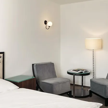 Hotel Adrspach ホテル